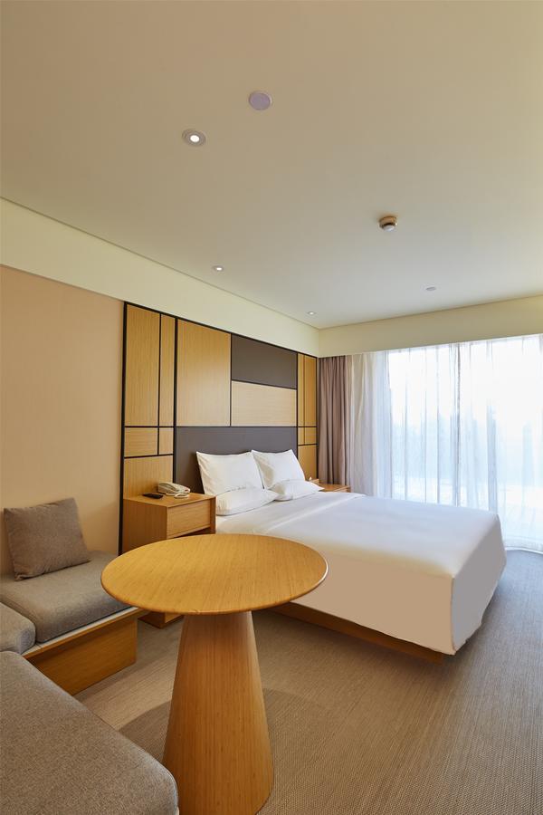 7 Days Inn Shanghai Minhang Dongchuan Road Jiaotong University Exterior photo